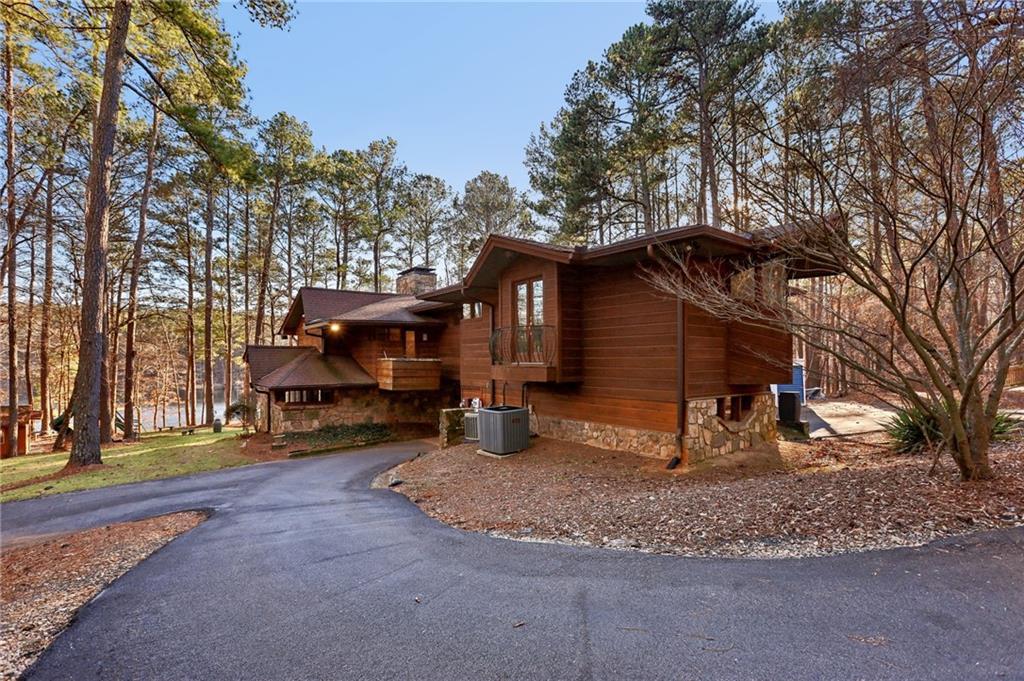 2513 Overlake Ln., Stockbridge, GA 30281