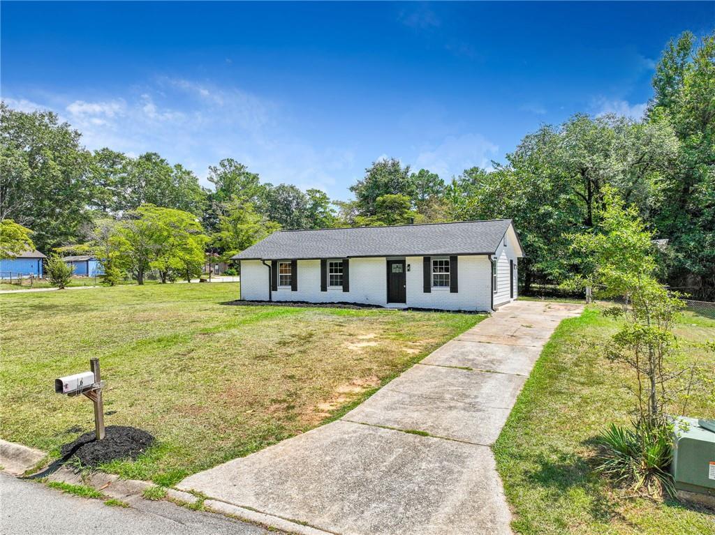 169 Sedgefield Dr., Jonesboro, GA 30236