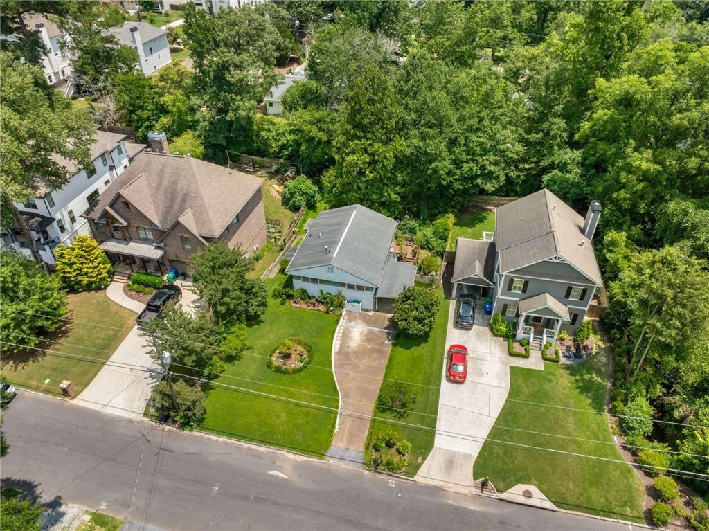 2355 Ewing Dr., Brookhaven, GA 30319