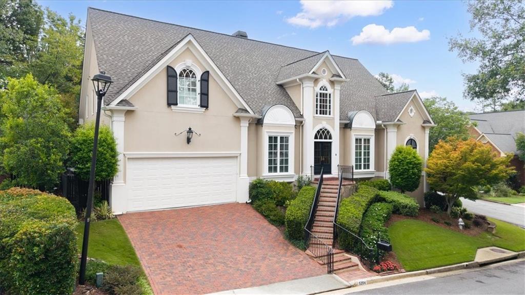 5284 Brookelake Dr., Dunwoody, GA 30338
