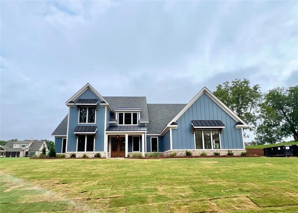 1111 Sunset Bluff, Greensboro, GA 30642