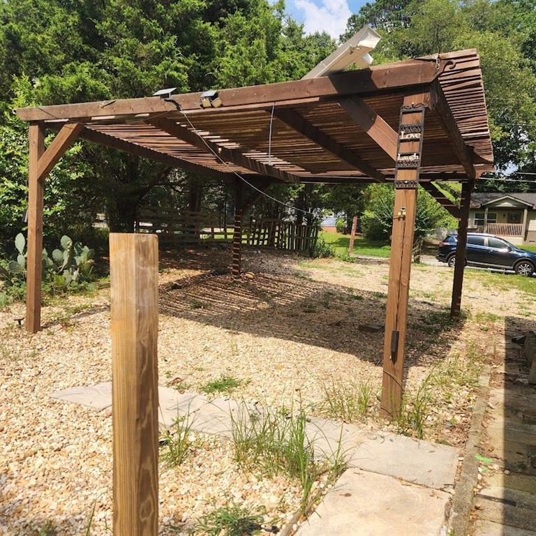 1636 Bridgeport Dr., Atlanta, GA 30318