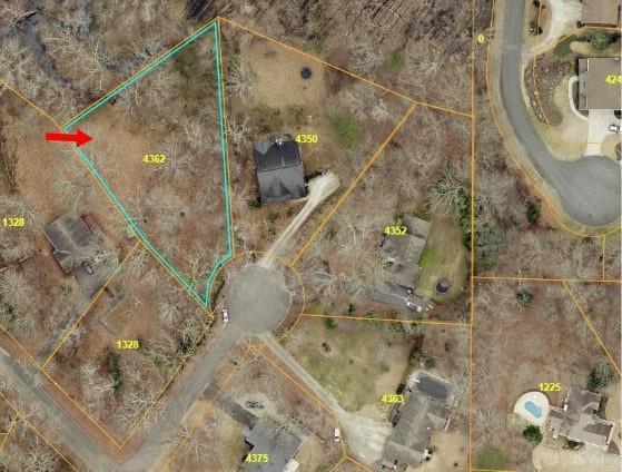 4362 Rolling Oaks Ct., Kennesaw, GA 30152