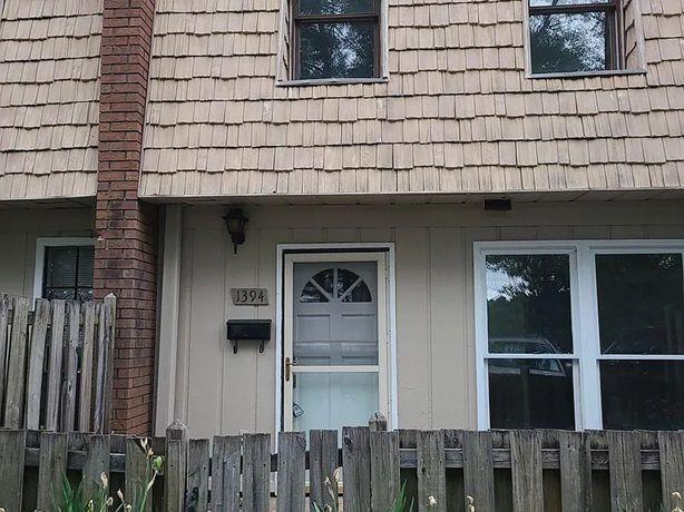 1394 Wood Cir., Morrow, GA 30260