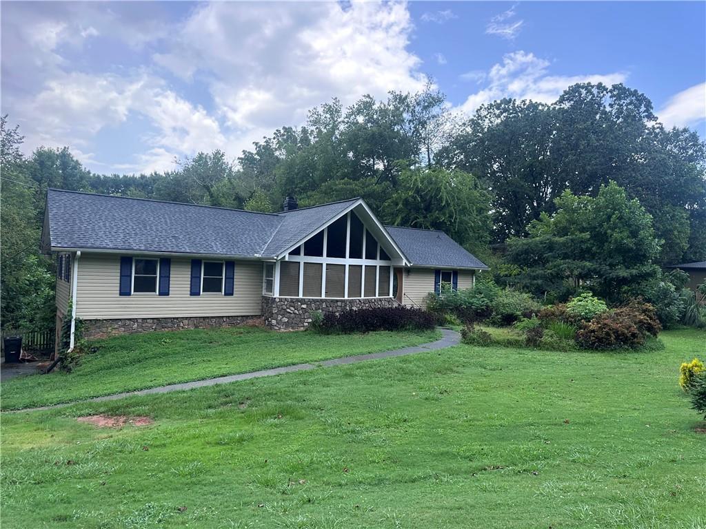 6306 Putnam Ford Dr., Woodstock, GA 30189
