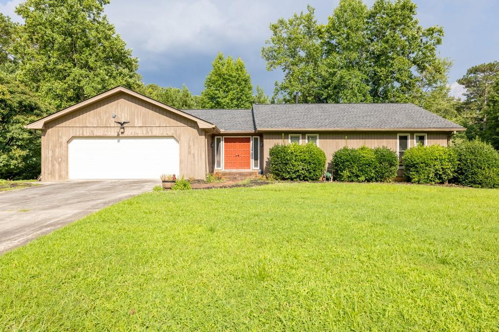 1382 Huntingford Dr., Marietta, GA 30068