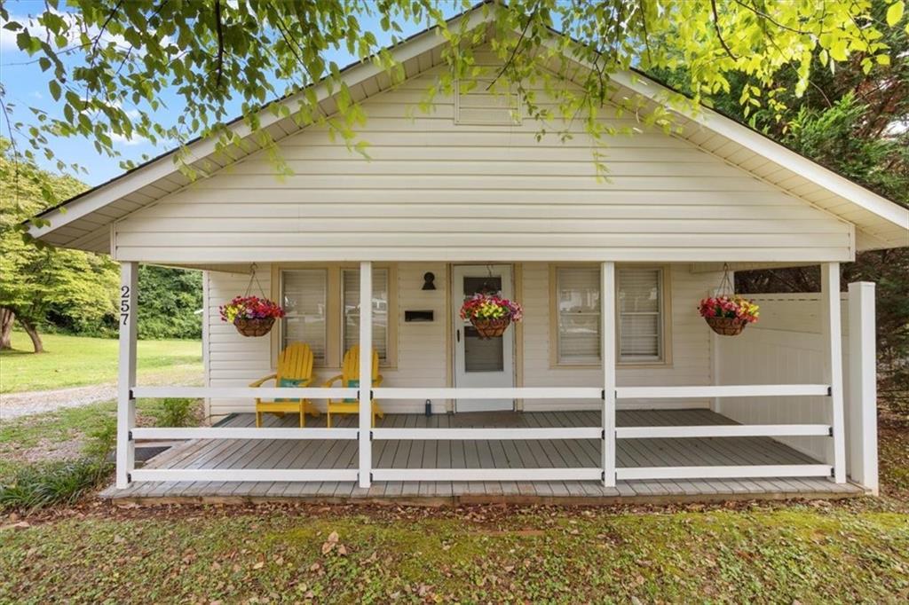 257 Stegall Dr., Jasper, GA 30143