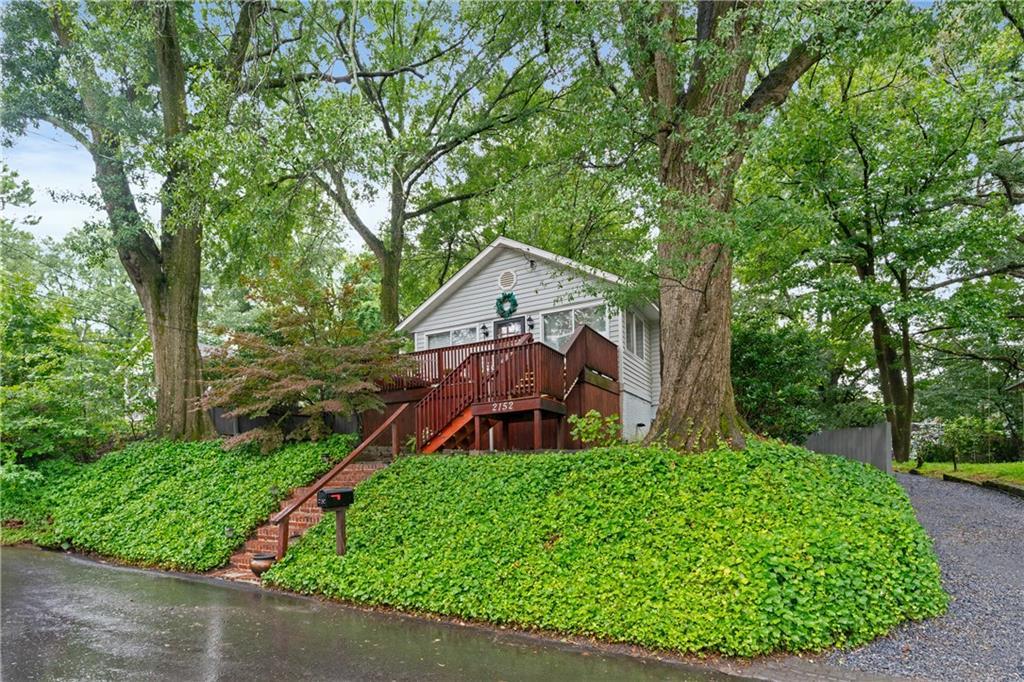 2152 Forrest Pl., Atlanta, GA 30318