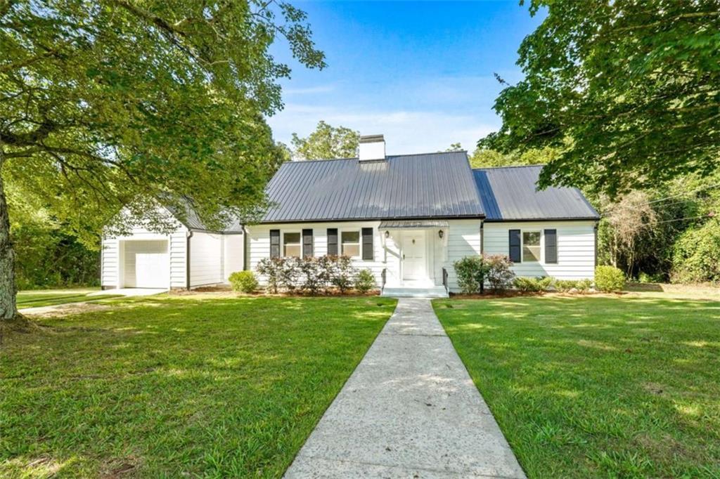 306 Spencer St., Barnesville, GA 30204