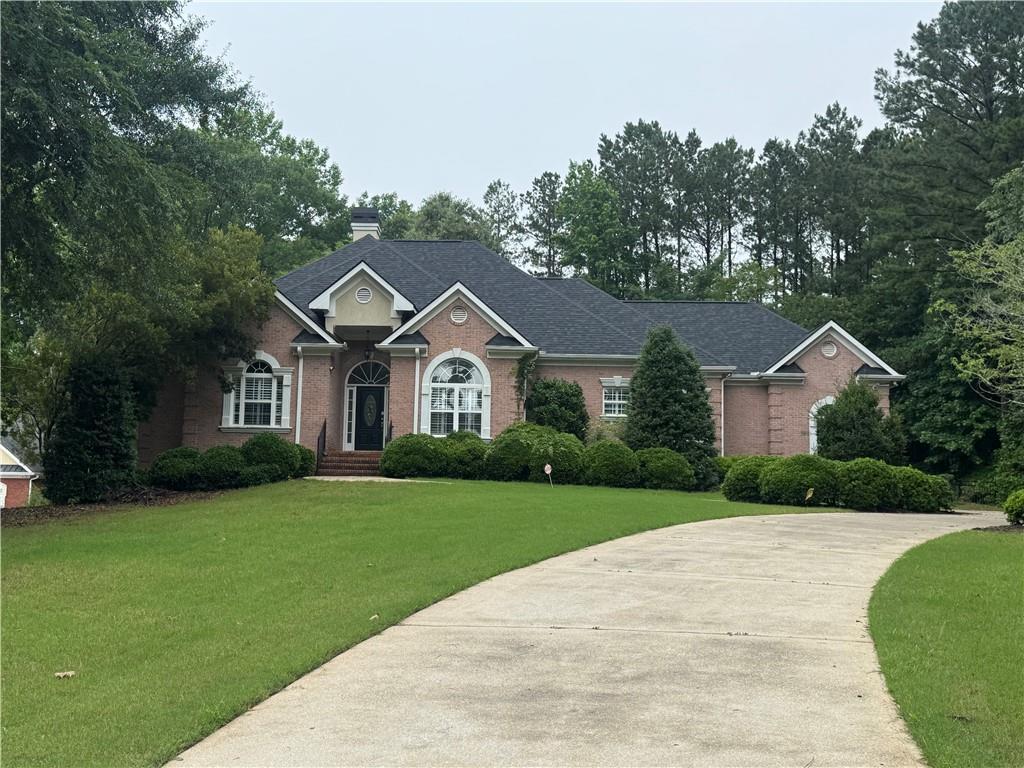 25 Inverleigh Row, Covington, GA 30014