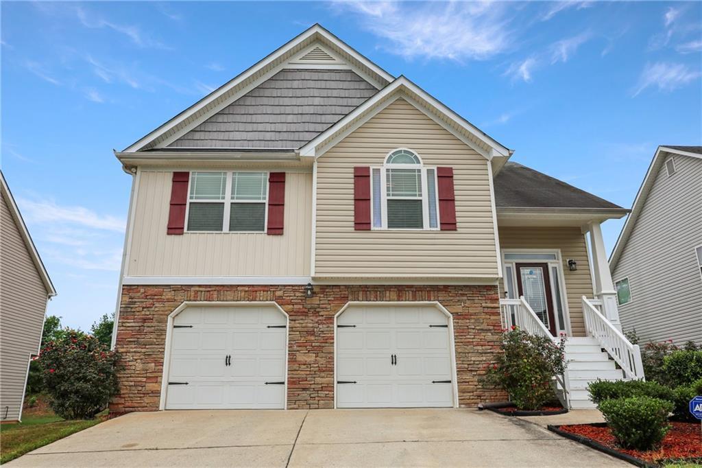 8154 Brookbend Dr., Douglasville, GA 30134