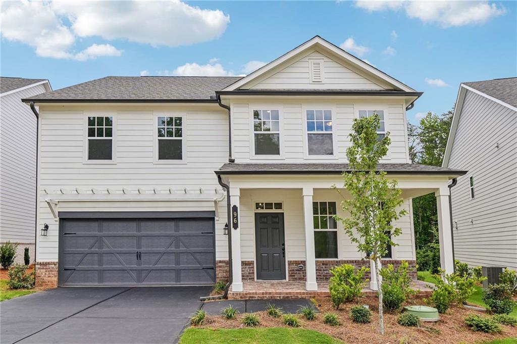 96 Mayfair St., Dawsonville, GA 30534