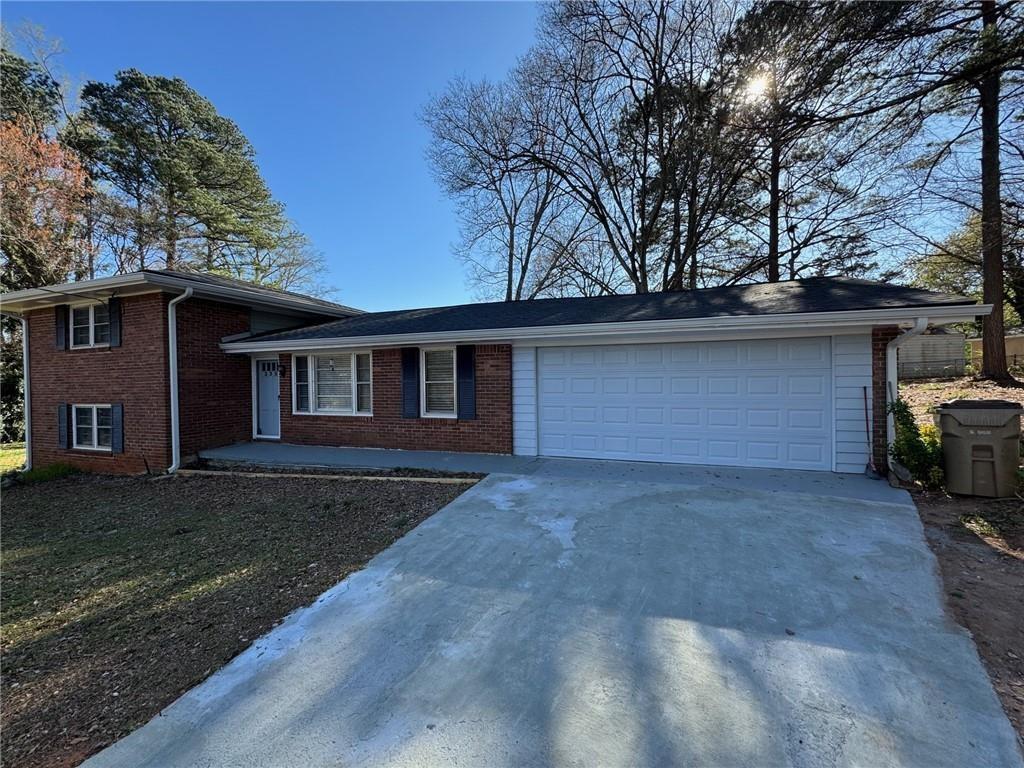 239 Andrea Cir., Lilburn, GA 30047