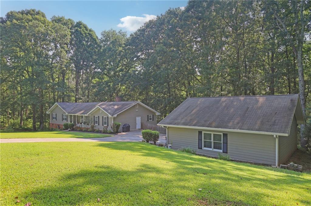 3284 Creekside Dr., Conyers, GA 30094