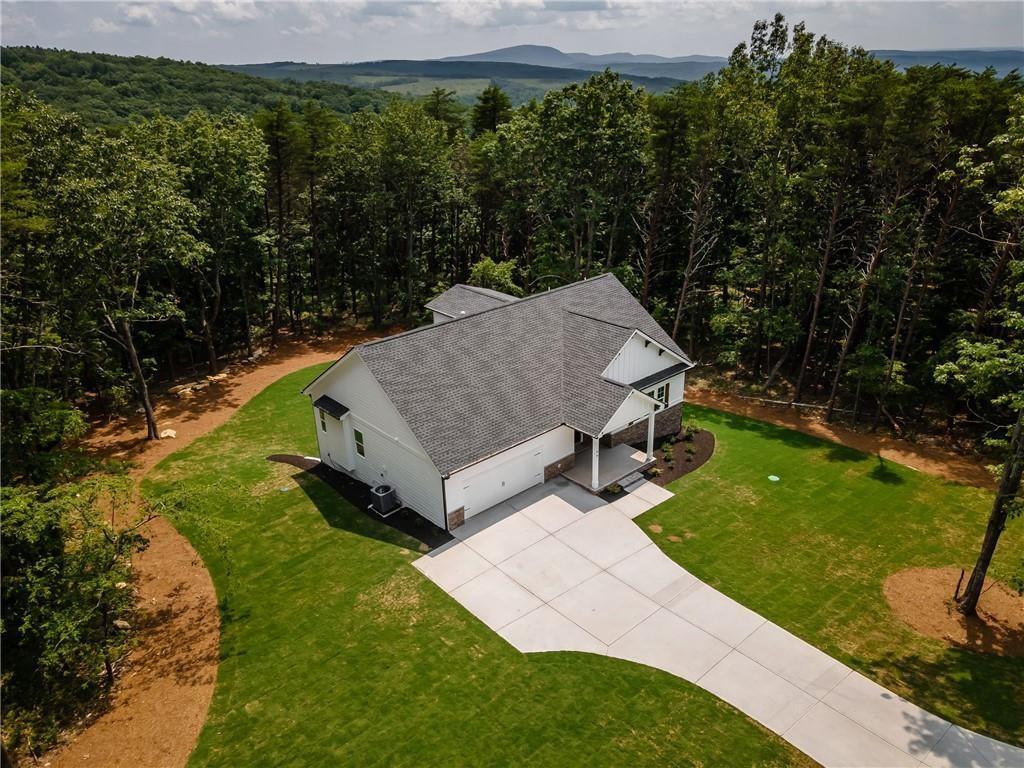 99 Mulberry Cir., Jasper, GA 30143