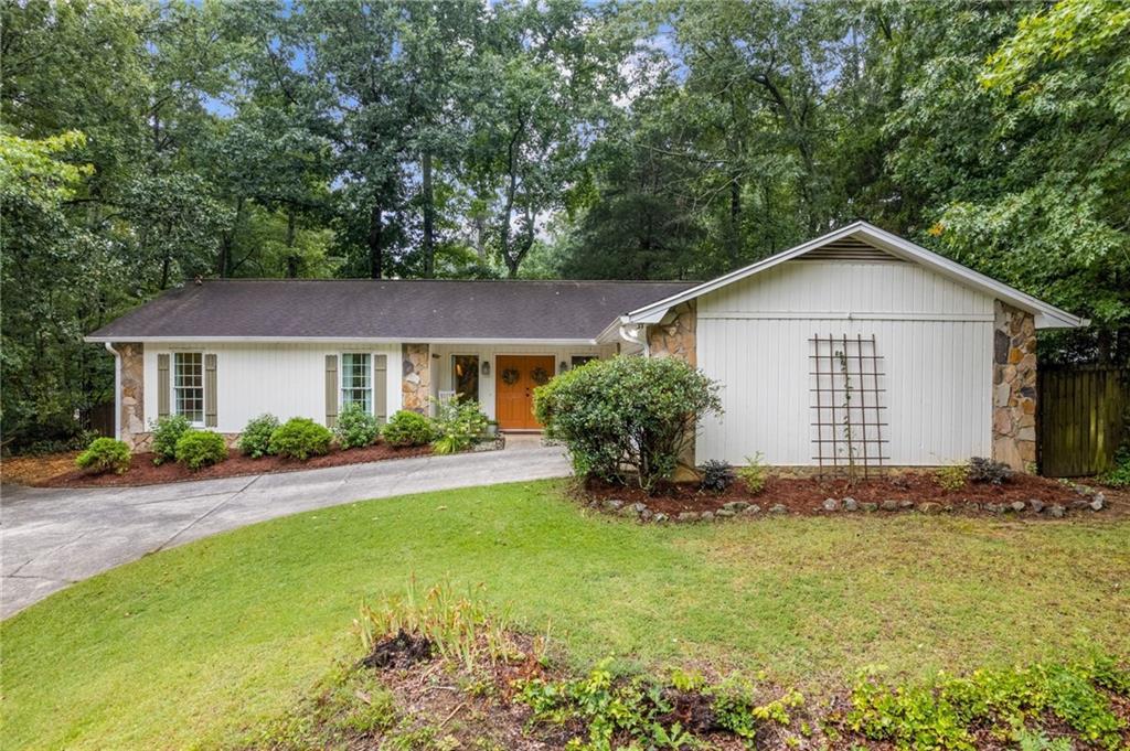 3330 Creek Hollow Dr., Marietta, GA 30062