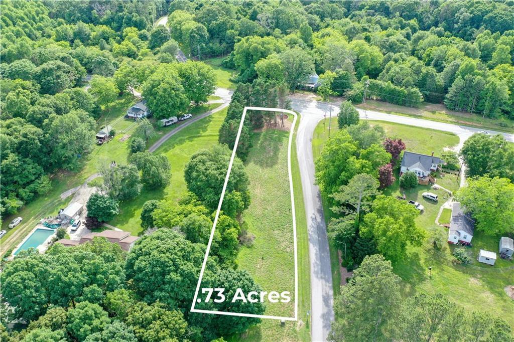 3610 Creekstone Dr., Gainesville, GA 30506
