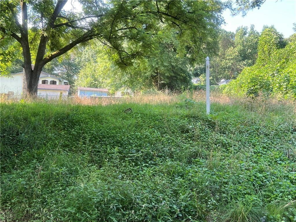 2554 Etheridge Dr., Atlanta, GA 30318