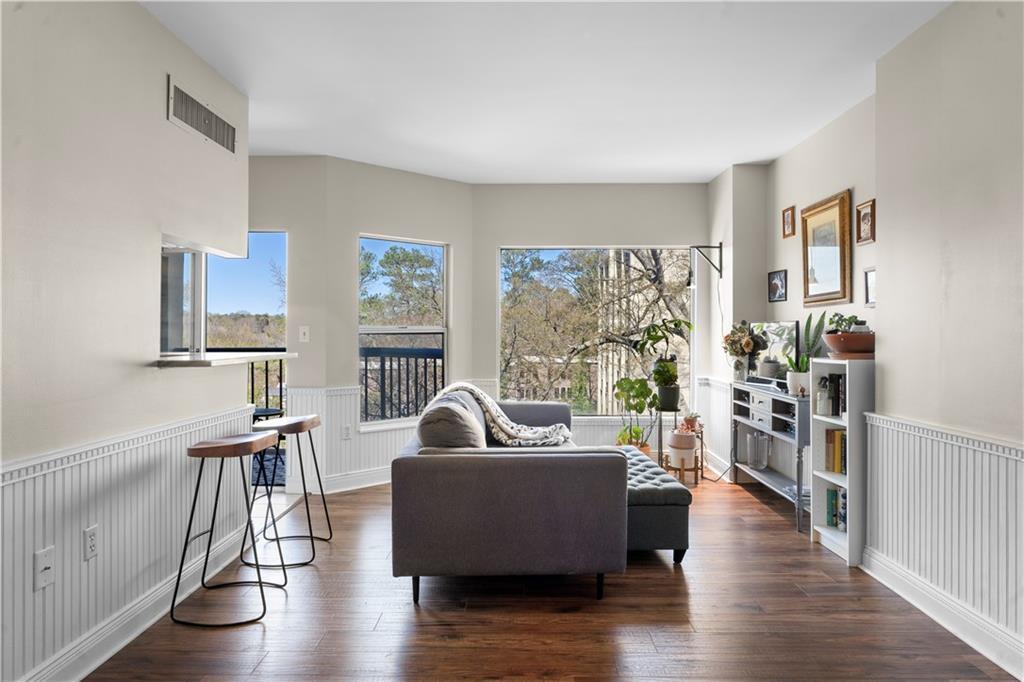 1 Biscayne Dr. #211, Atlanta, GA 30309
