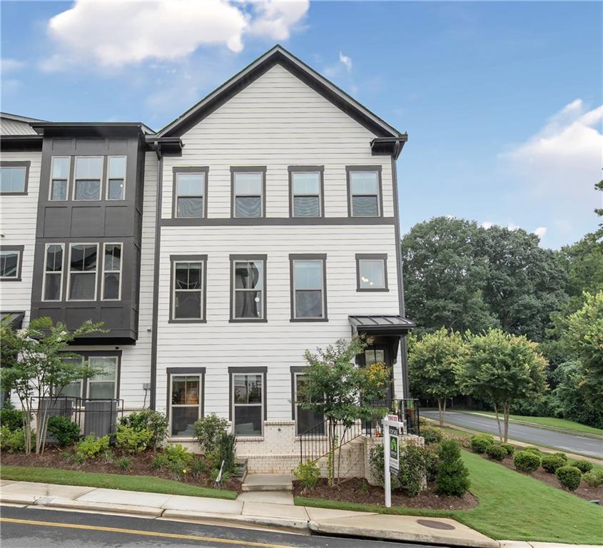 1260 Yarkon Park Ln., Decatur, GA 30033