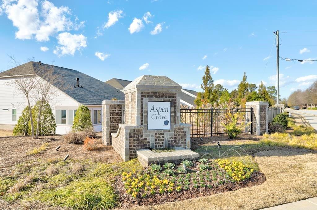 2678 Songbird Ln., Grayson, GA 30017