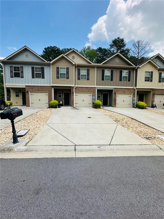 6026 Oak Bend Ct., Riverdale, GA 30296