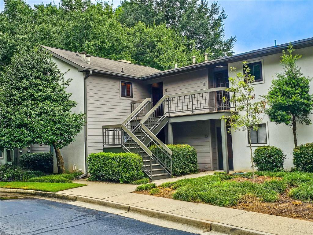 12 Finch Tr., Atlanta, GA 30308
