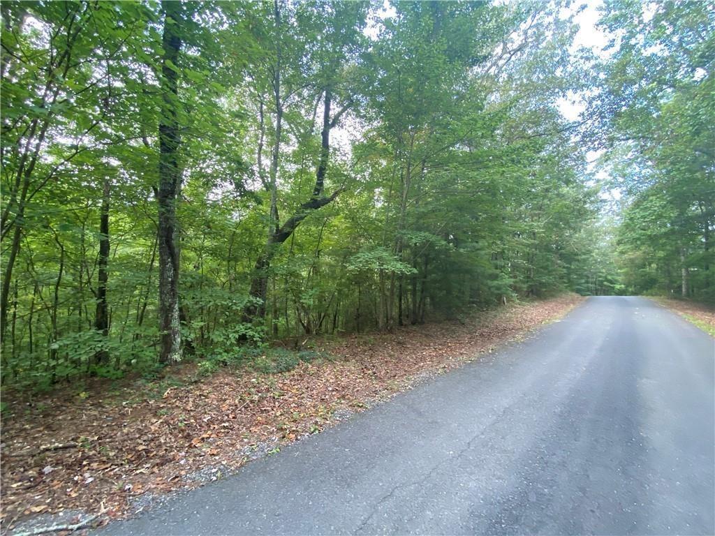 1834 Marie Dr., Talking Rock, GA 30175