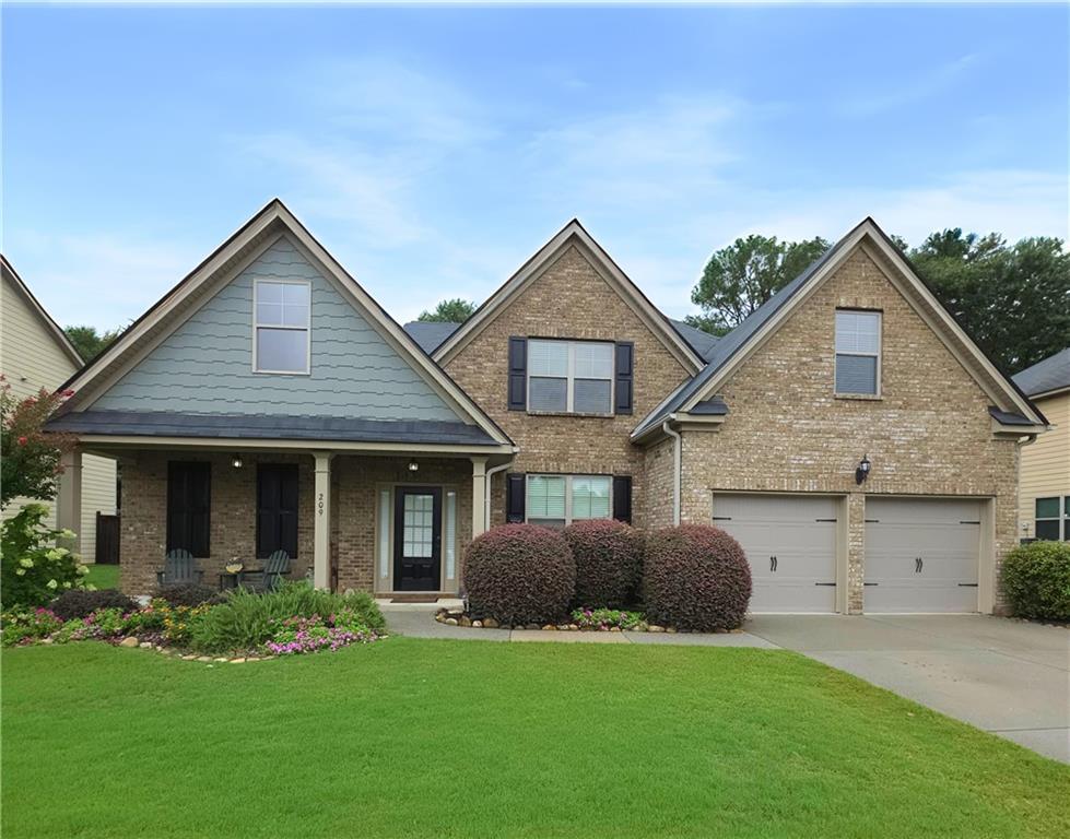 209 Birchwood Dr., Loganville, GA 30052