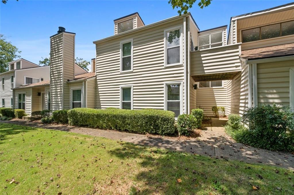 608 Serramonte Dr., Marietta, GA 30068