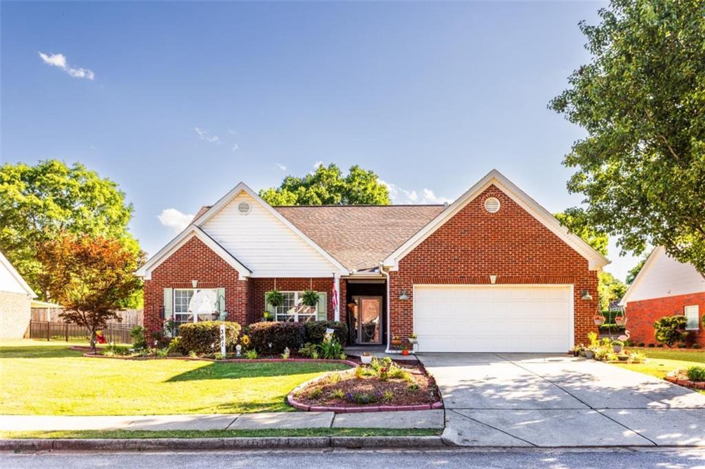 381 Crossroads Dr., Social Circle, GA 30025