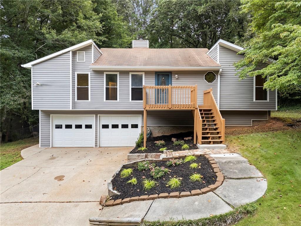 5826 Stonehaven Dr., Kennesaw, GA 30152