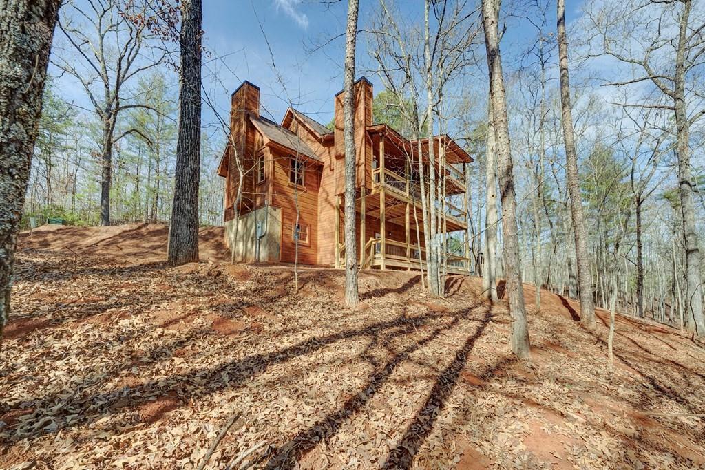 58 Wolf Creek Dr., Mineral Bluff, GA 30559