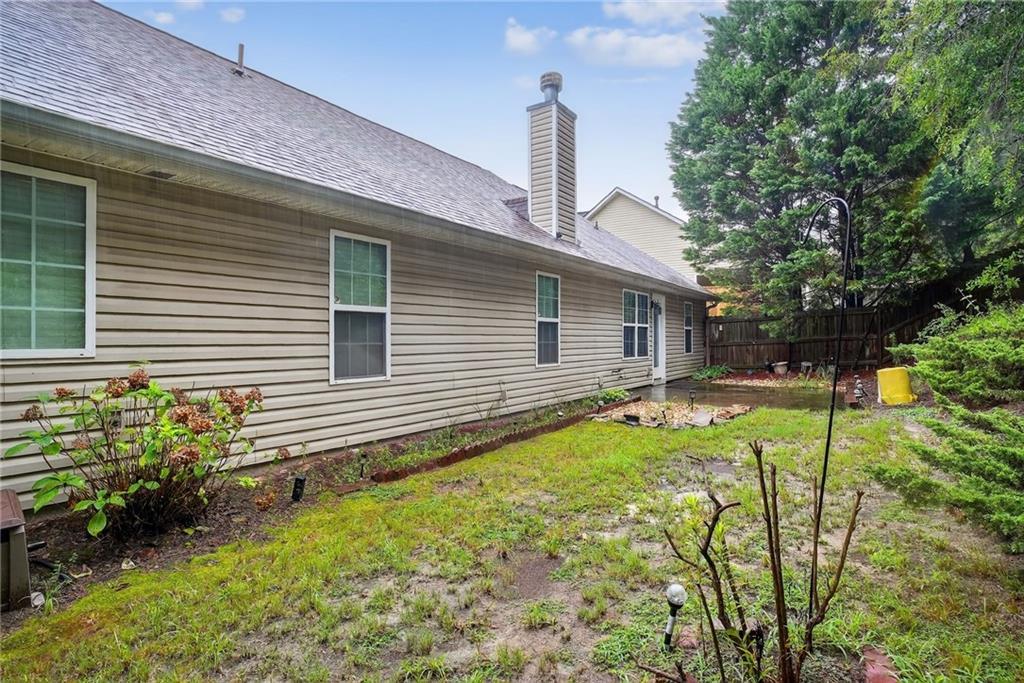 932 Creek Bottom Rd., Loganville, GA 30052