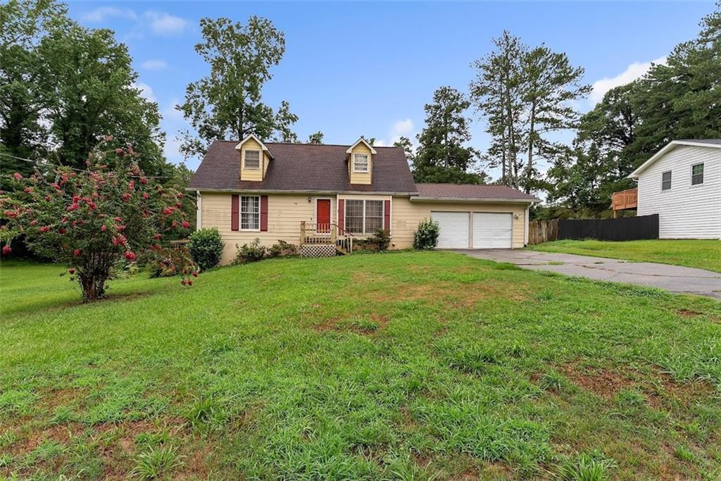 2010 Levgard Ln., Riverdale, GA 30296