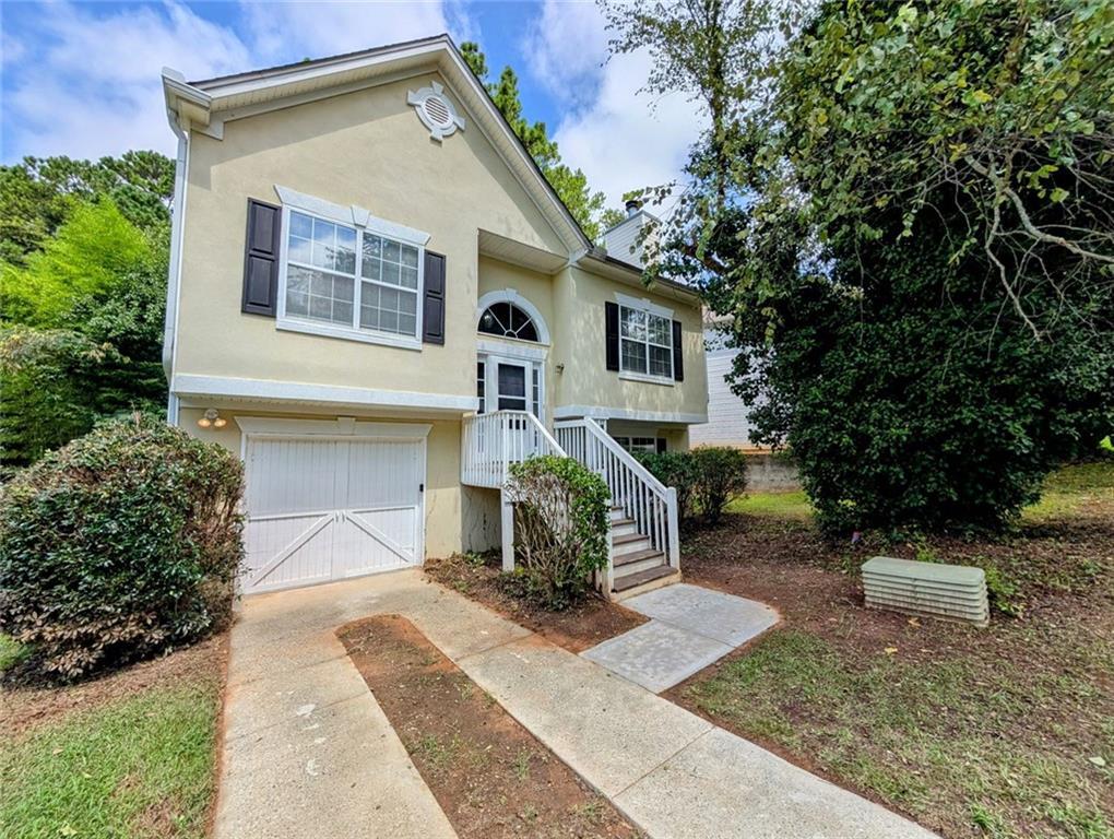 5827 Highgrove Dr., Atlanta, GA 30349