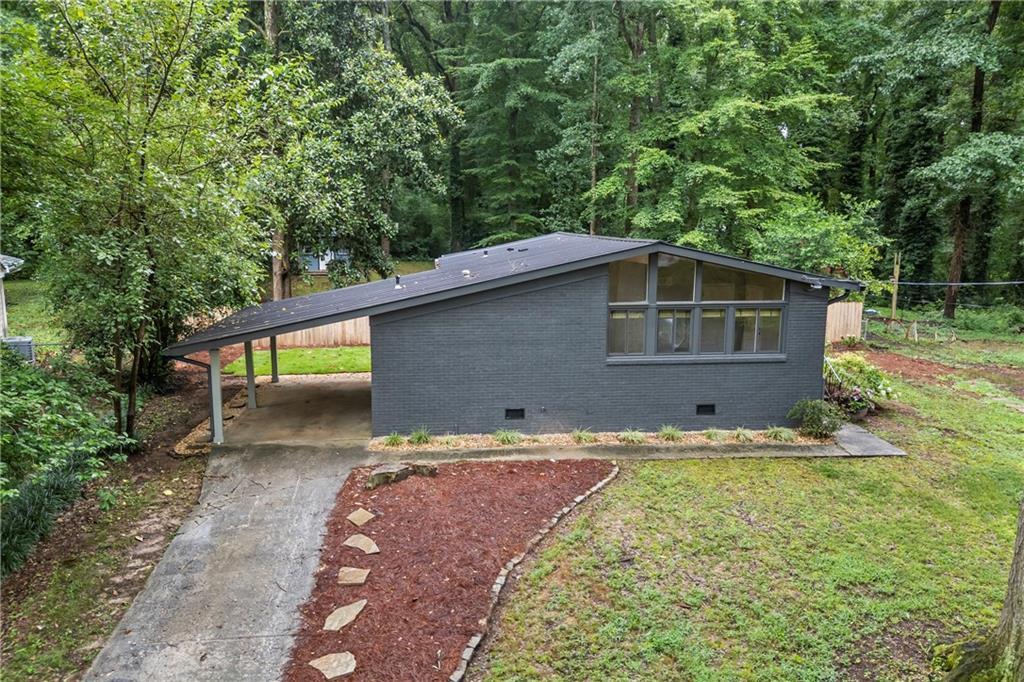 1144 Greenbriar Cir., Decatur, GA 30033