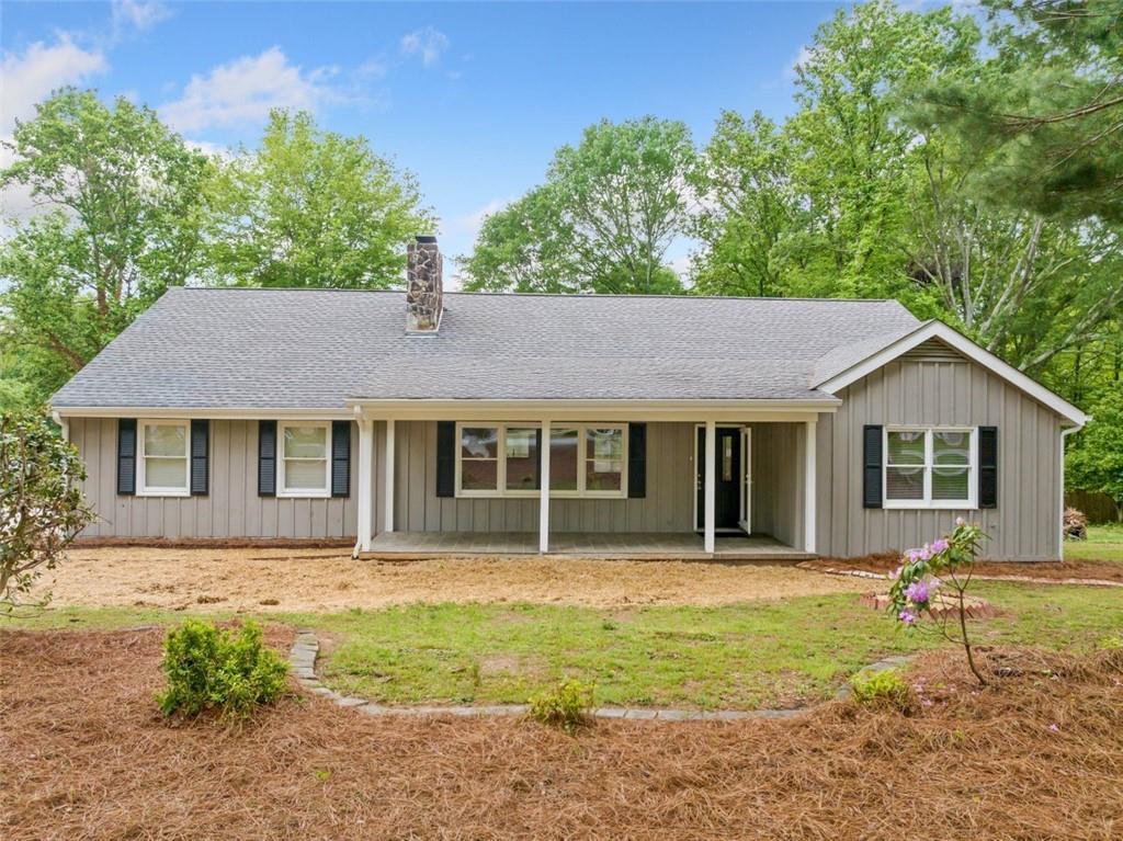 3712 Corinth Dr., Gainesville, GA 30506