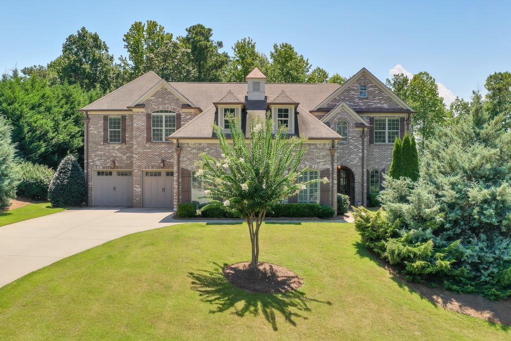 6509 Snug Harbor Ct., Flowery Branch, GA 30542