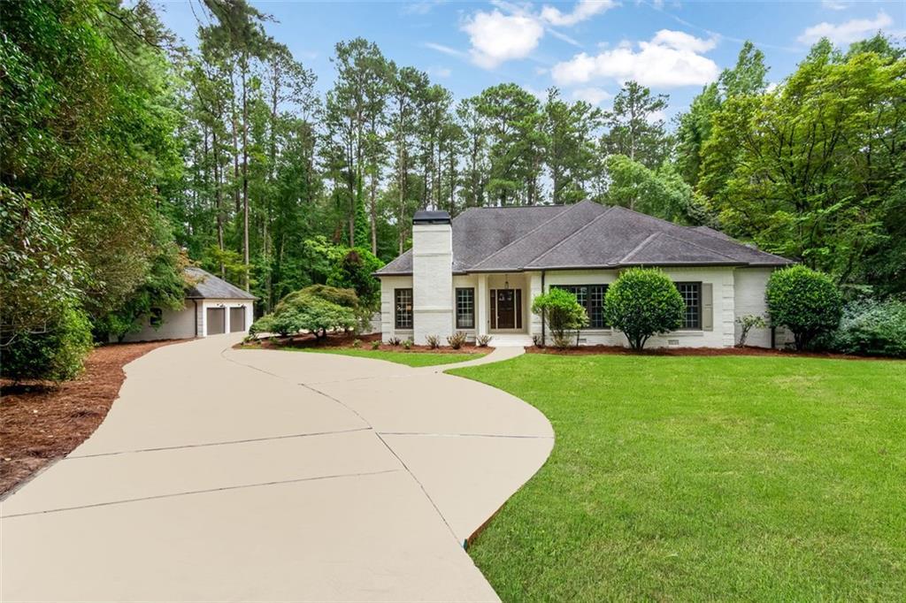 120 Emerald Ln., Fayetteville, GA 30214