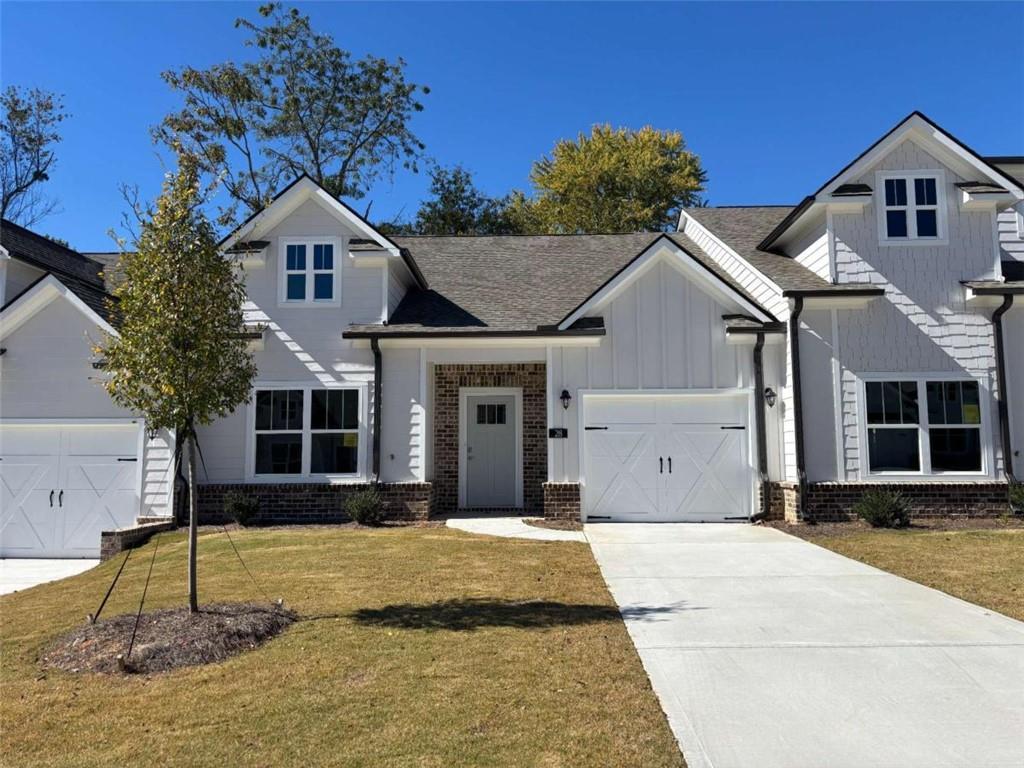 28 Village Ct. #16, Cleveland, GA 30528
