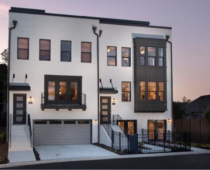 1501 Cobalt Dr., Atlanta, GA 30318