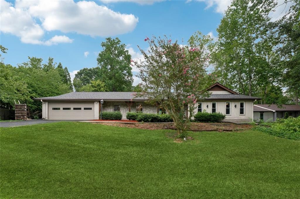 786 Fairfield Dr., Marietta, GA 30068