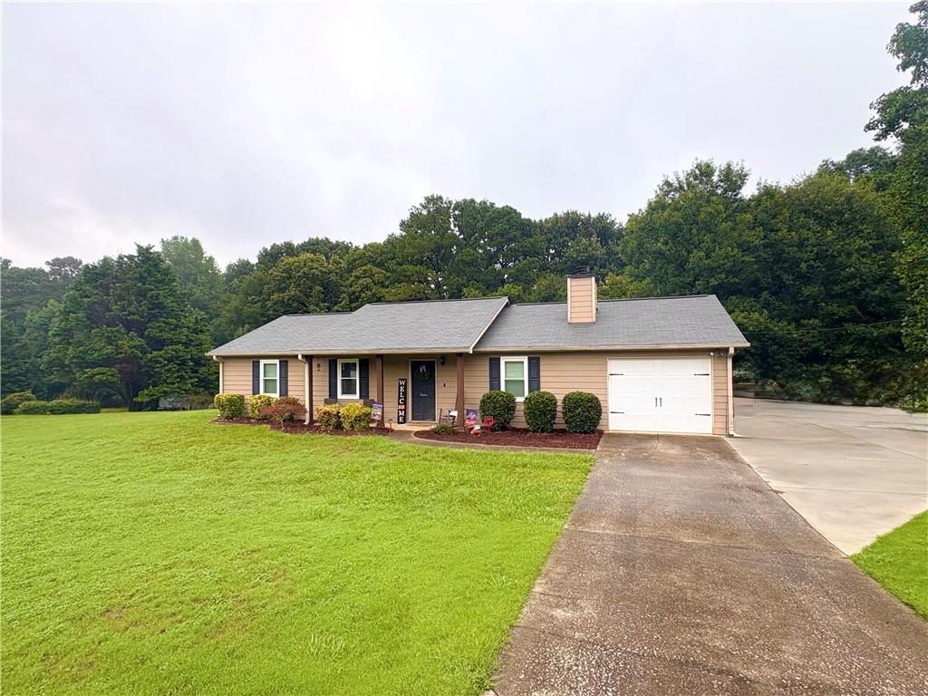 2035 Gum Creek Ln., Loganville, GA 30052