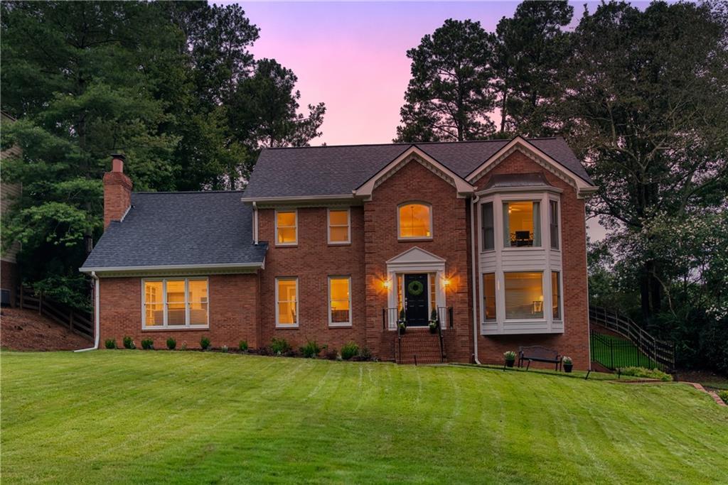 10310 Amberside Ct., Roswell, GA 30076