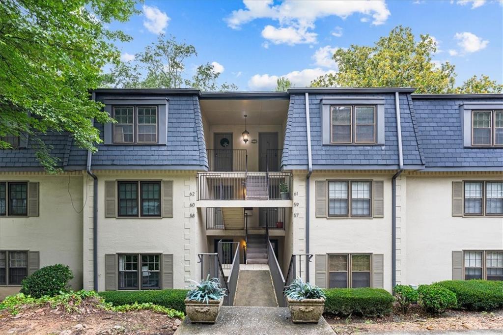 61 Lamsden Ln., Atlanta, GA 30327