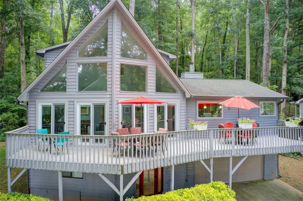 8531 Lake Dr., Snellville, GA 30039