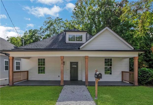 New Homes with Master Bedrooms on the 1st Floor That Attend Michael R. Hollis Innovation Academy: August 9th to August 15th