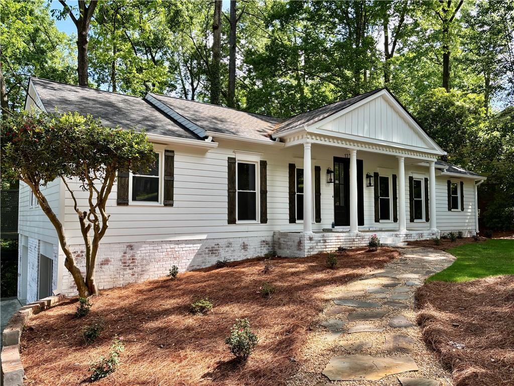 1230 Sunderland Ct., Brookhaven, GA 30319