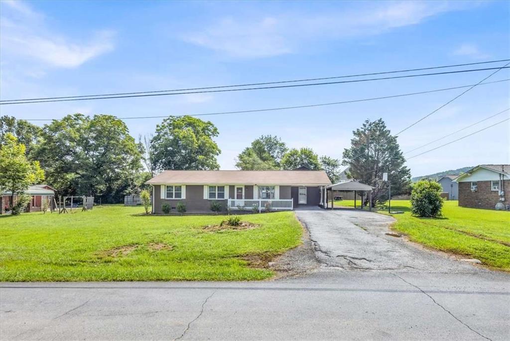 129 Green Meadow Ln., Calhoun, GA 30701